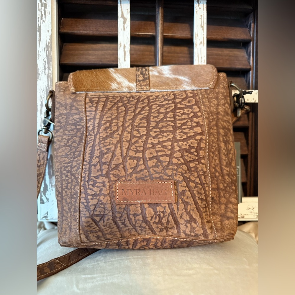 Myra Bag-Mesa Terra Leather and Hairon Bag - Picture 4 of 13
